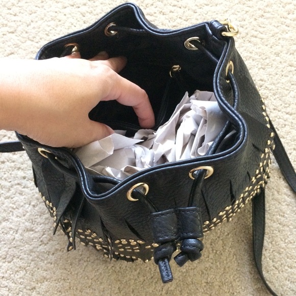 Juicy Couture bucket bag studs fringes - Picture 5 of 8